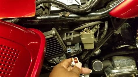 2001 harley electra glide fuse box location|harley electra fuse panel.